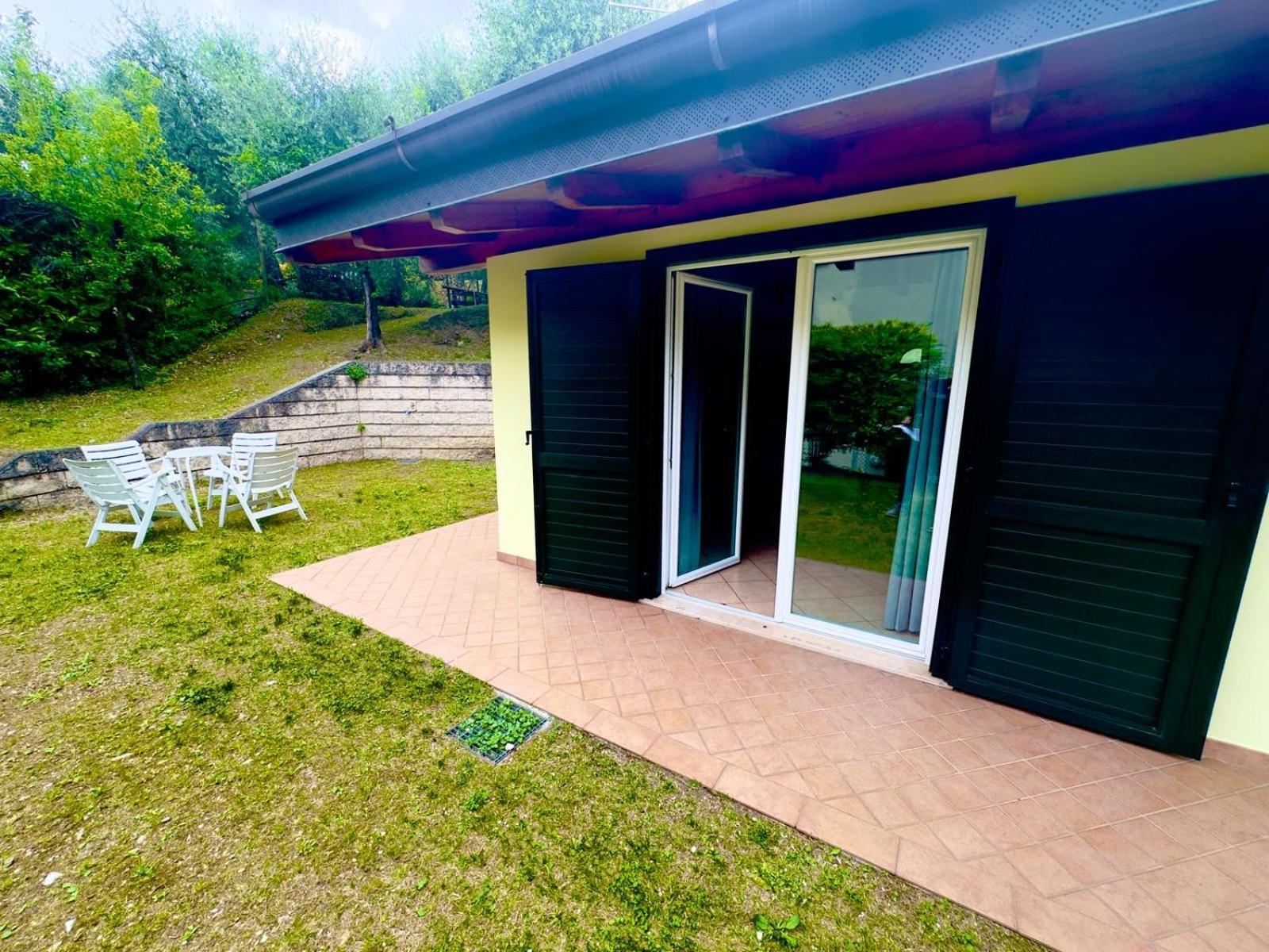 Hotel Casa Piantoni Лімоне-суль-Гарда Екстер'єр фото